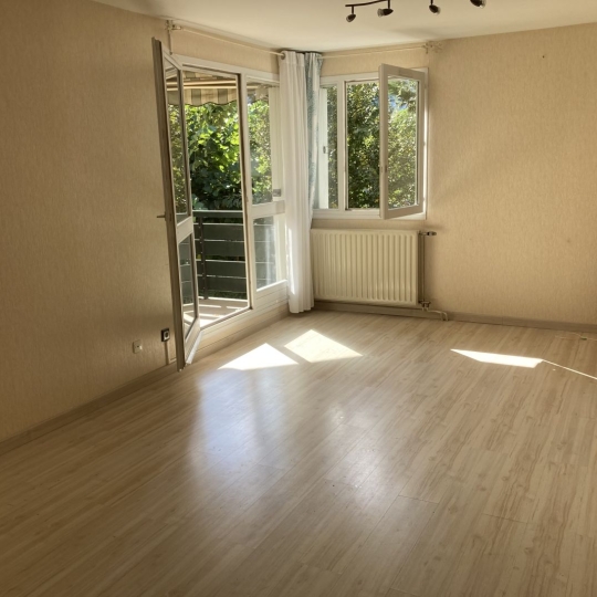  Annonces CHIROLLES : Appartement | SAINT-MARTIN-LE-VINOUX (38950) | 65 m2 | 155 000 € 