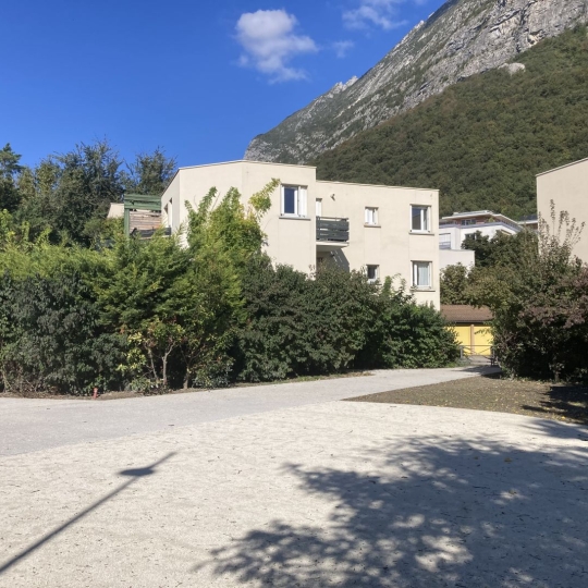 Annonces CHIROLLES : Appartement | GRENOBLE (38000) | 65.00m2 | 155 000 € 