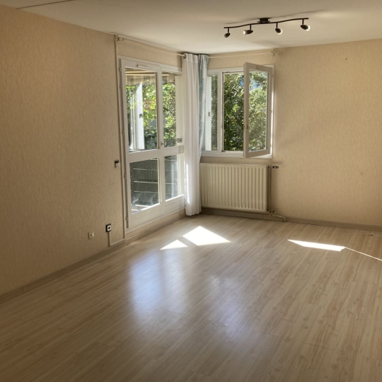  Annonces CHIROLLES : Appartement | GRENOBLE (38000) | 65 m2 | 155 000 € 