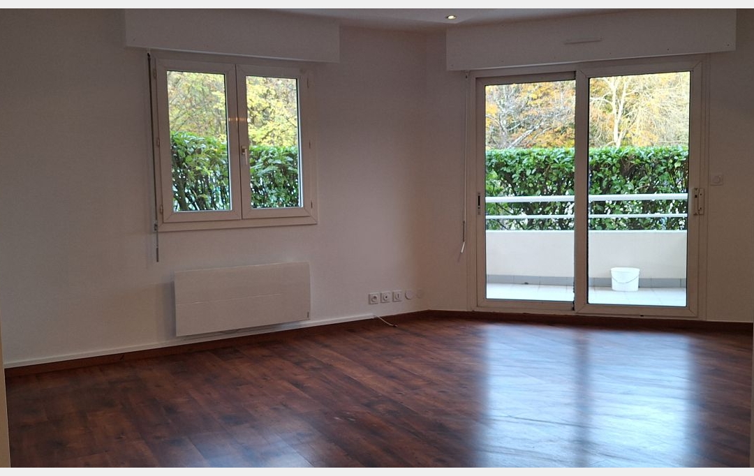 Annonces CHIROLLES : Appartement | MEYLAN (38240) | 57 m2 | 780 € 