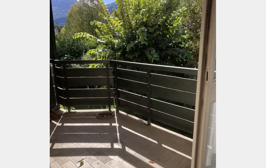 Annonces CHIROLLES : Appartement | GRENOBLE (38000) | 65 m2 | 155 000 € 